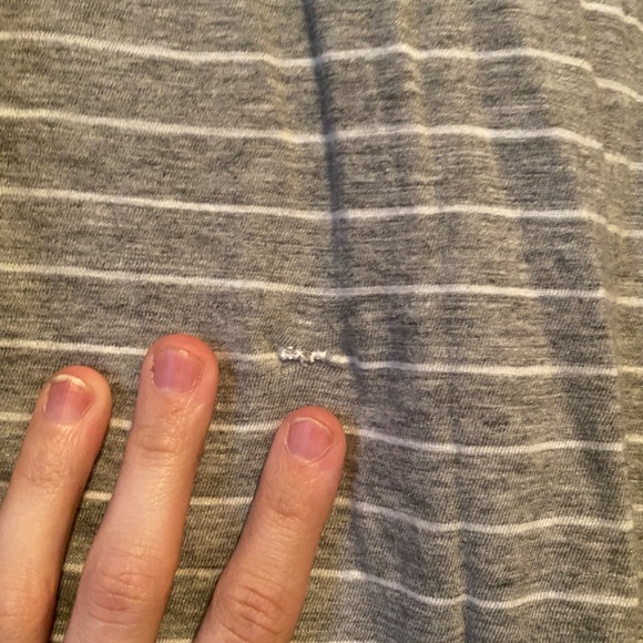 🌵Banana Republic Stripe Tee - Picture 3 of 4